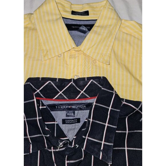 2 VTG Tommy Hilfiger Shirts Mens Small Multicolor Plaid Button Down Long Sleeve - Picture 3 of 9